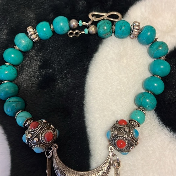 Necklace - Picture 5 of 5